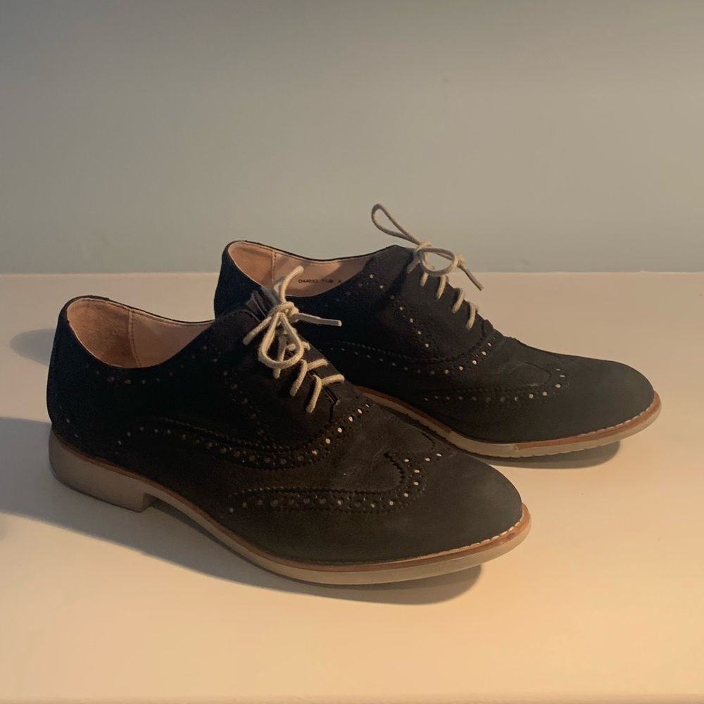 Classic women’s Cole Haan Brogues